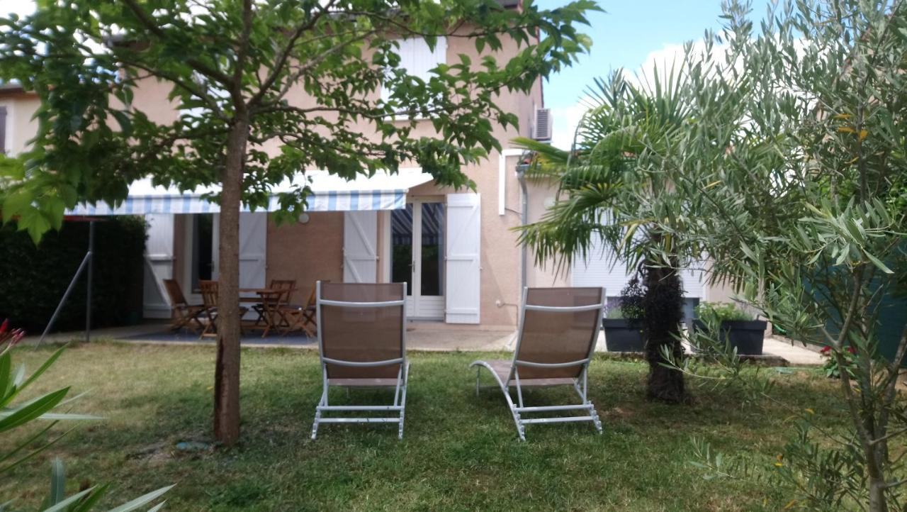 Bed and Breakfast Fleurs De Cosmos Albi Esterno foto
